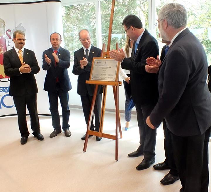 1175693_334311820038987_64175961_n